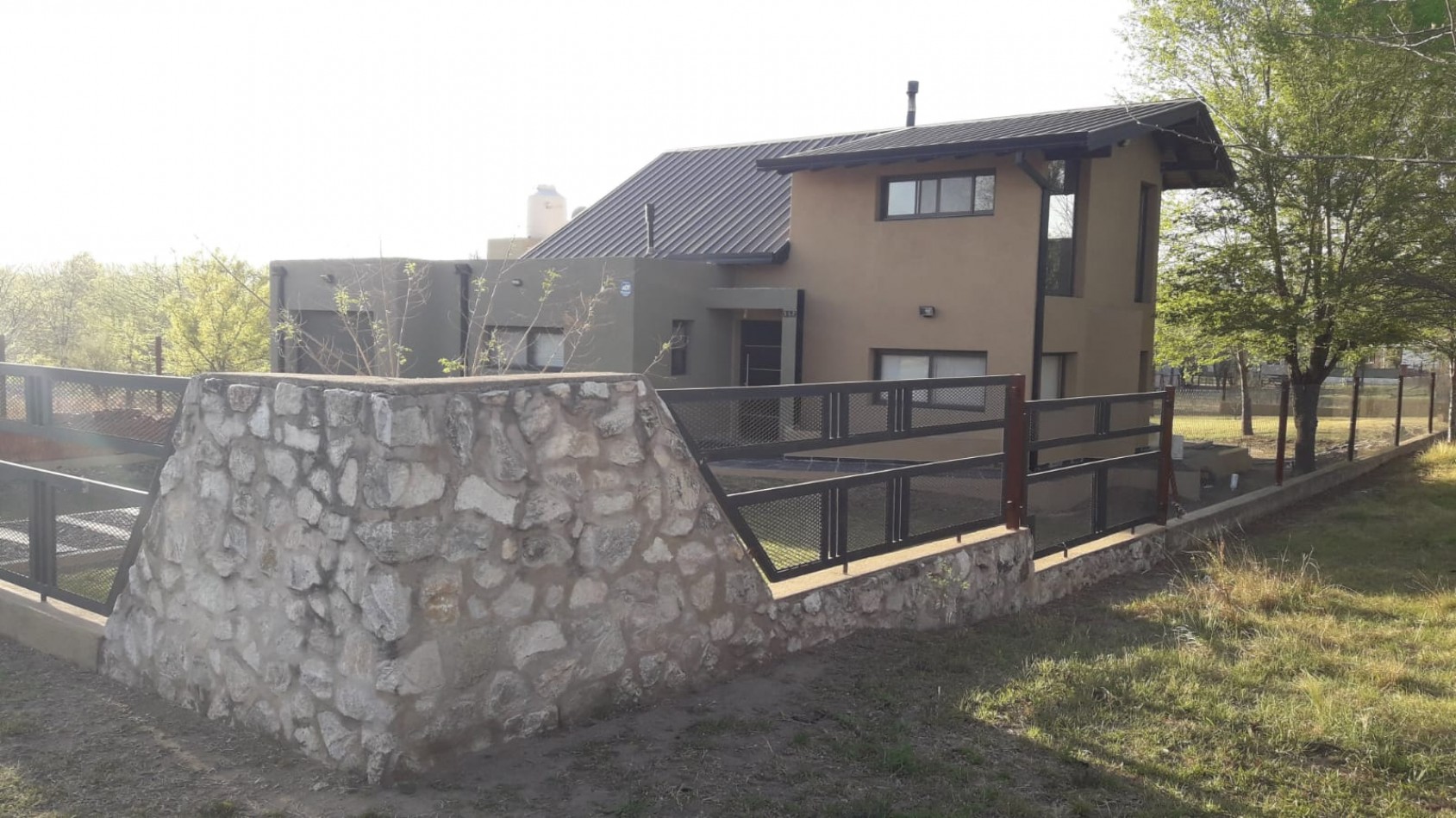 CASA EN VENTA EN COSQUIN A MINUTOS DEL CENTRO  CA133