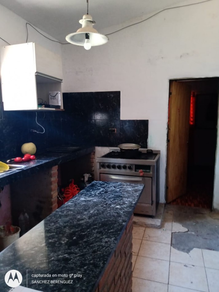 VENTA DE CASA CON LOCAL COMERCIAL EN BARRIO CERRITO. CIUDAD DE CORDOBA. TE153