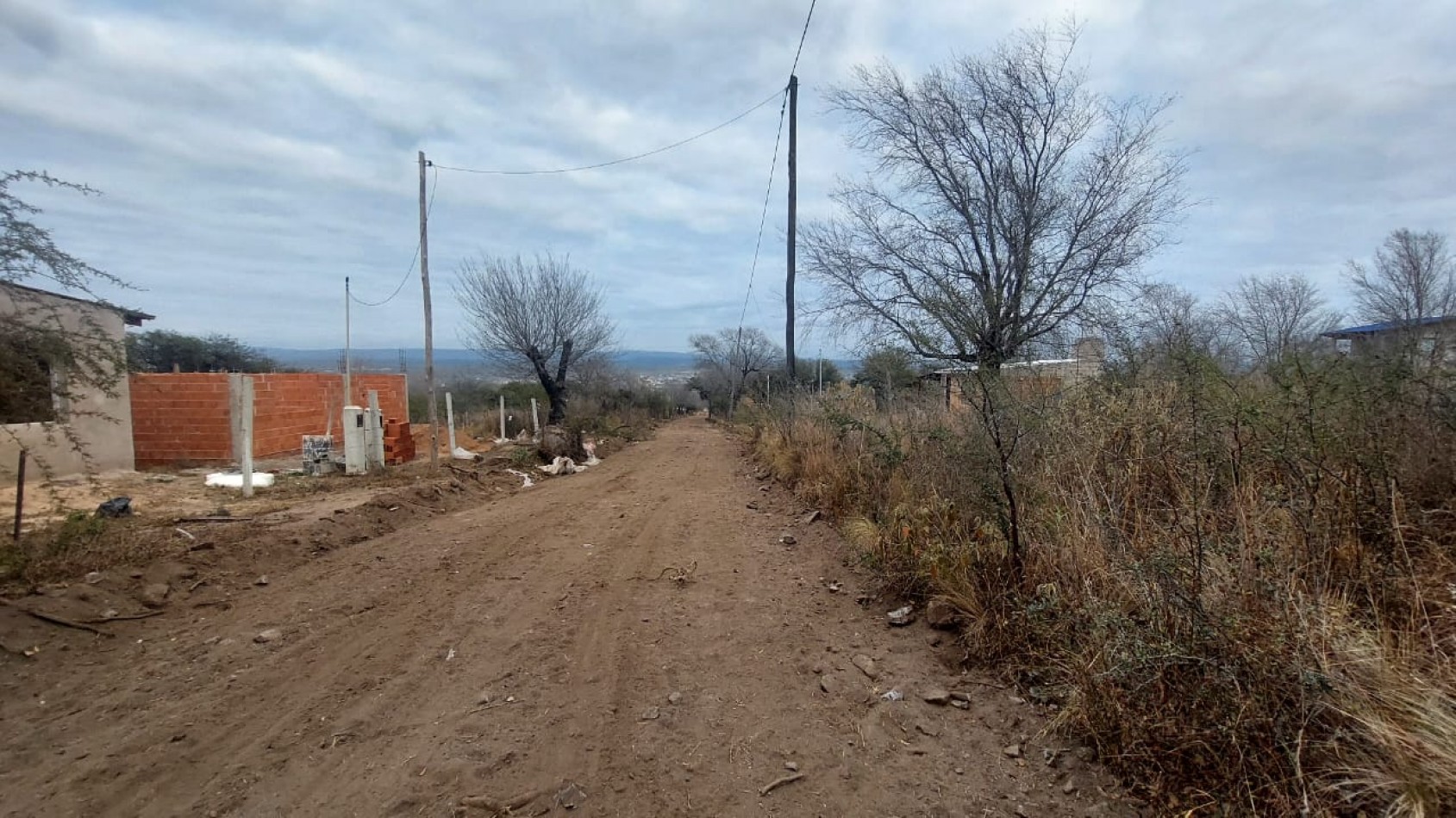 VENTA DE TERRENO ALPIE DE LAS SIERRAS DE COSQUIN. TE109