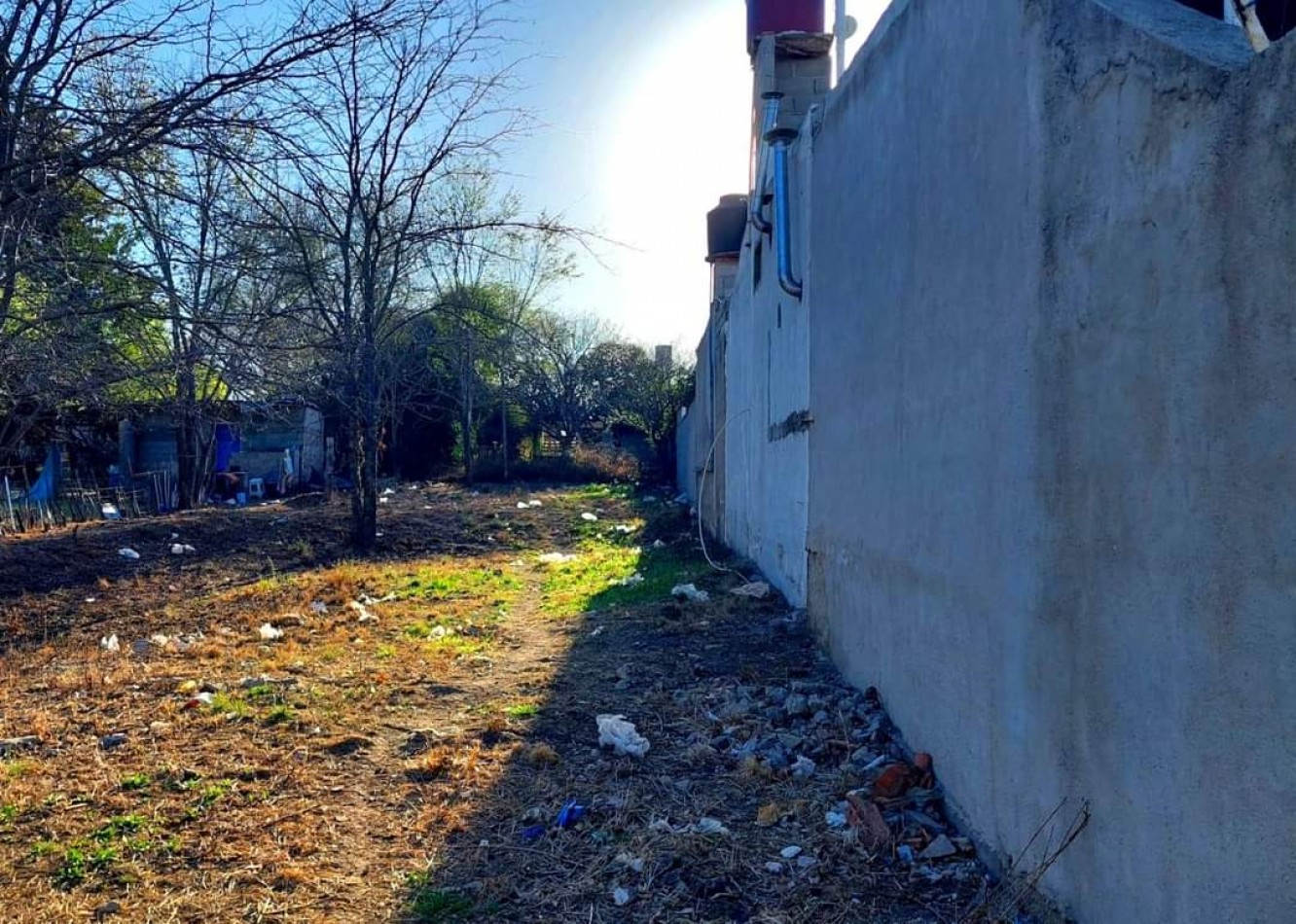 TERRENO A LA VENTA EN COSQUIN, BARRIO VILLA CUMBRE AZUL. TE15