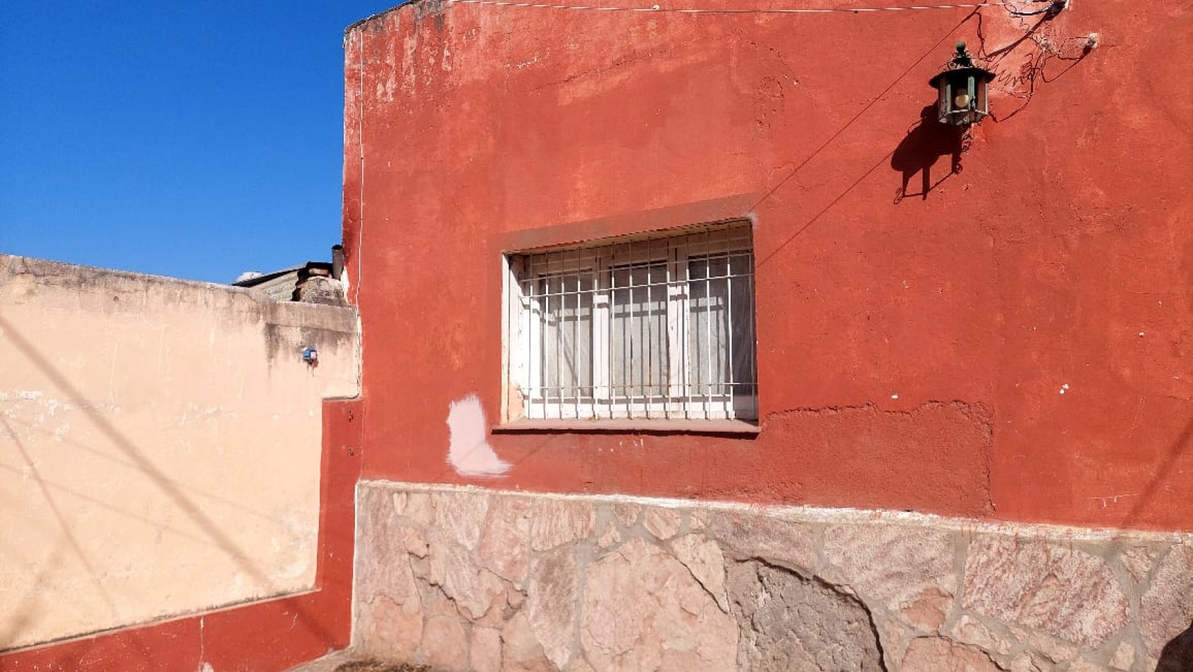 CASA A RESTAURAR A LA VENTA EN BIALET MASSE, CORDOBA. CA191