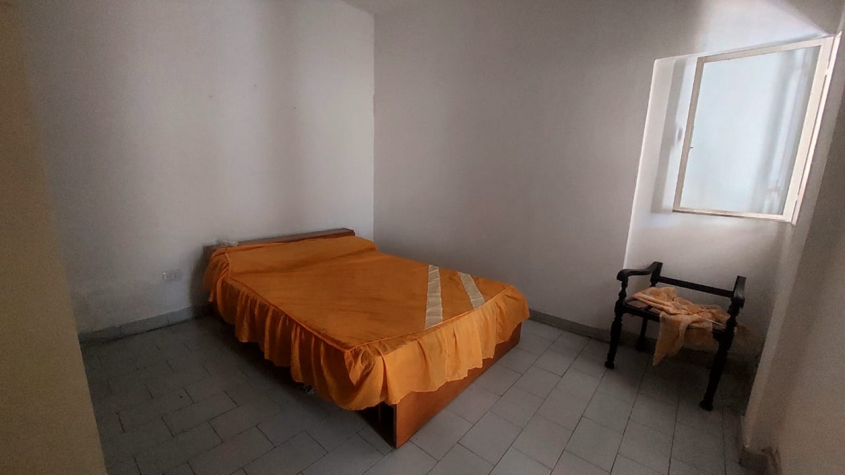 CASA A LA VENTA CON UBICACION PRIVILEGIADA EN SANTA MARIA DE PUNILLA. CA208
