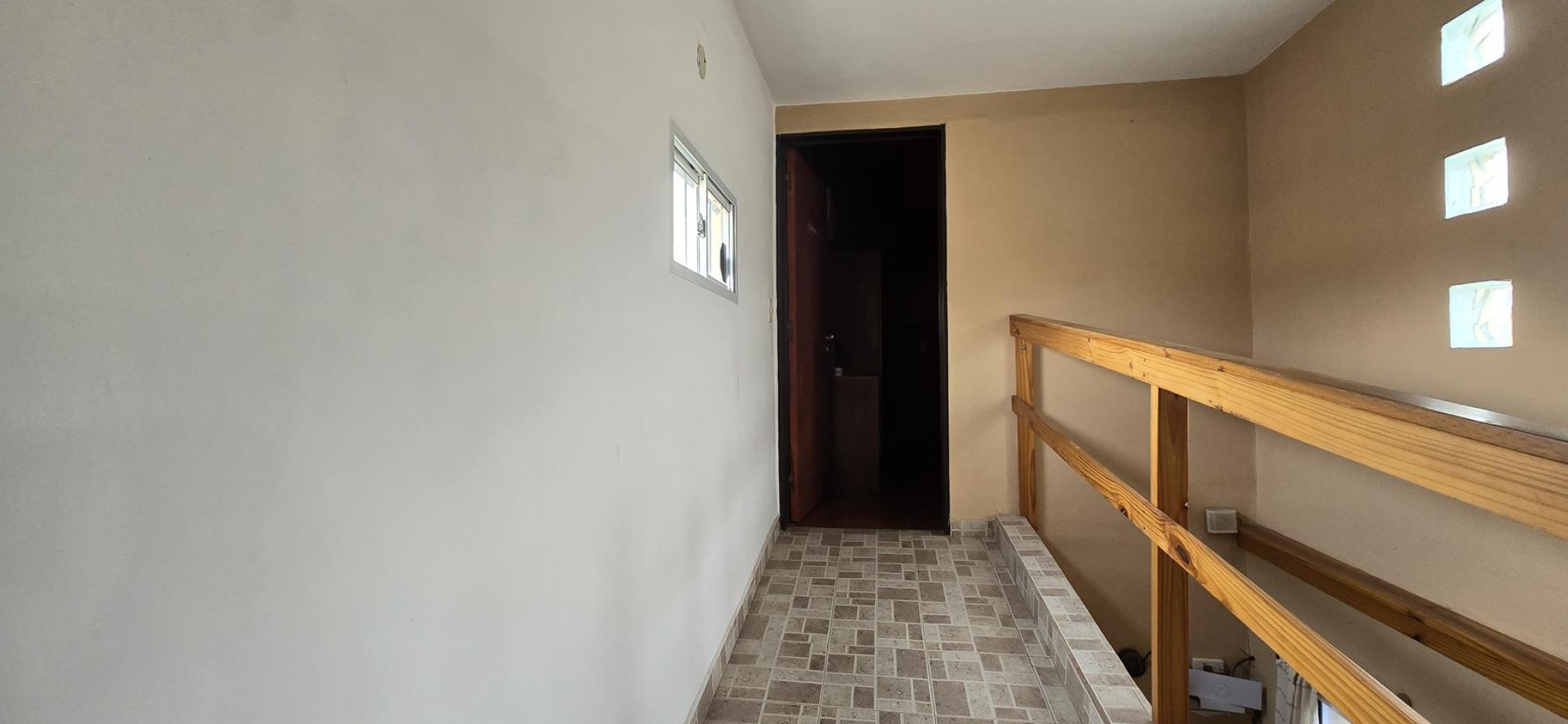 CASA CON 2 CABAÑAS TOTALMENTE EQUIPADAS EN ENTORNO NATURAL A LA VENTA. CA211