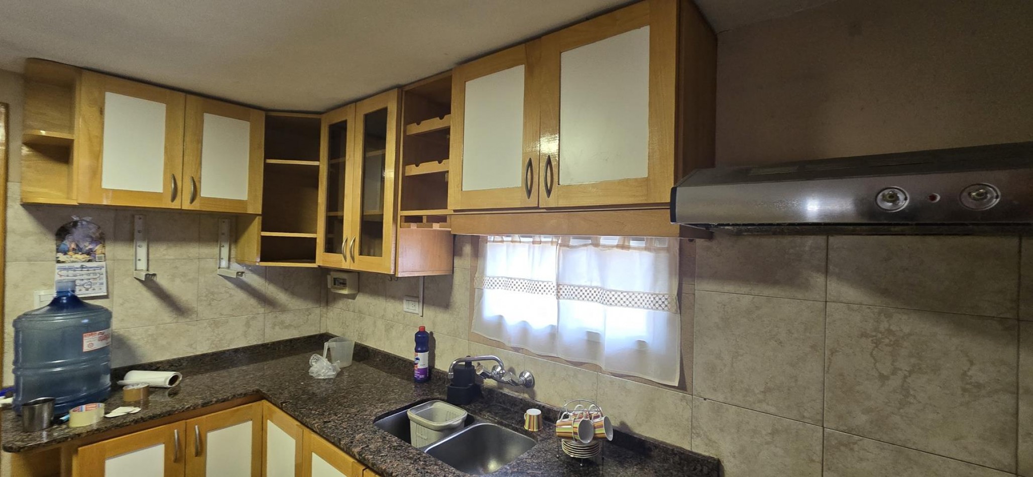 CASA CON 2 CABAÑAS TOTALMENTE EQUIPADAS EN ENTORNO NATURAL A LA VENTA. CA211