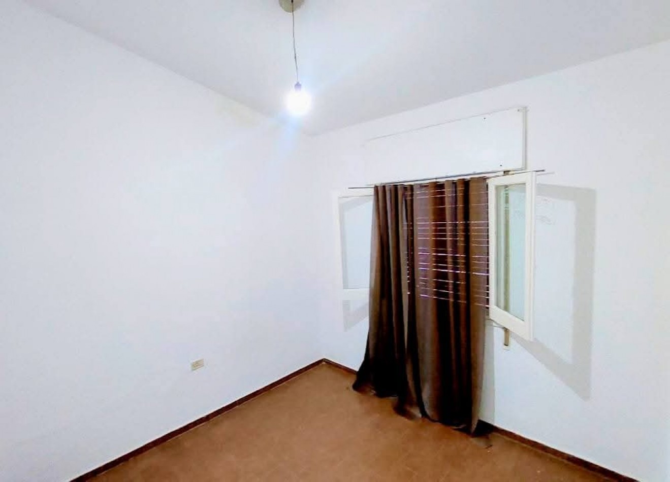 CASA A LA VENTA EN CORBOBA CAPITAL, BARRIO YOFRE SUD. CA214