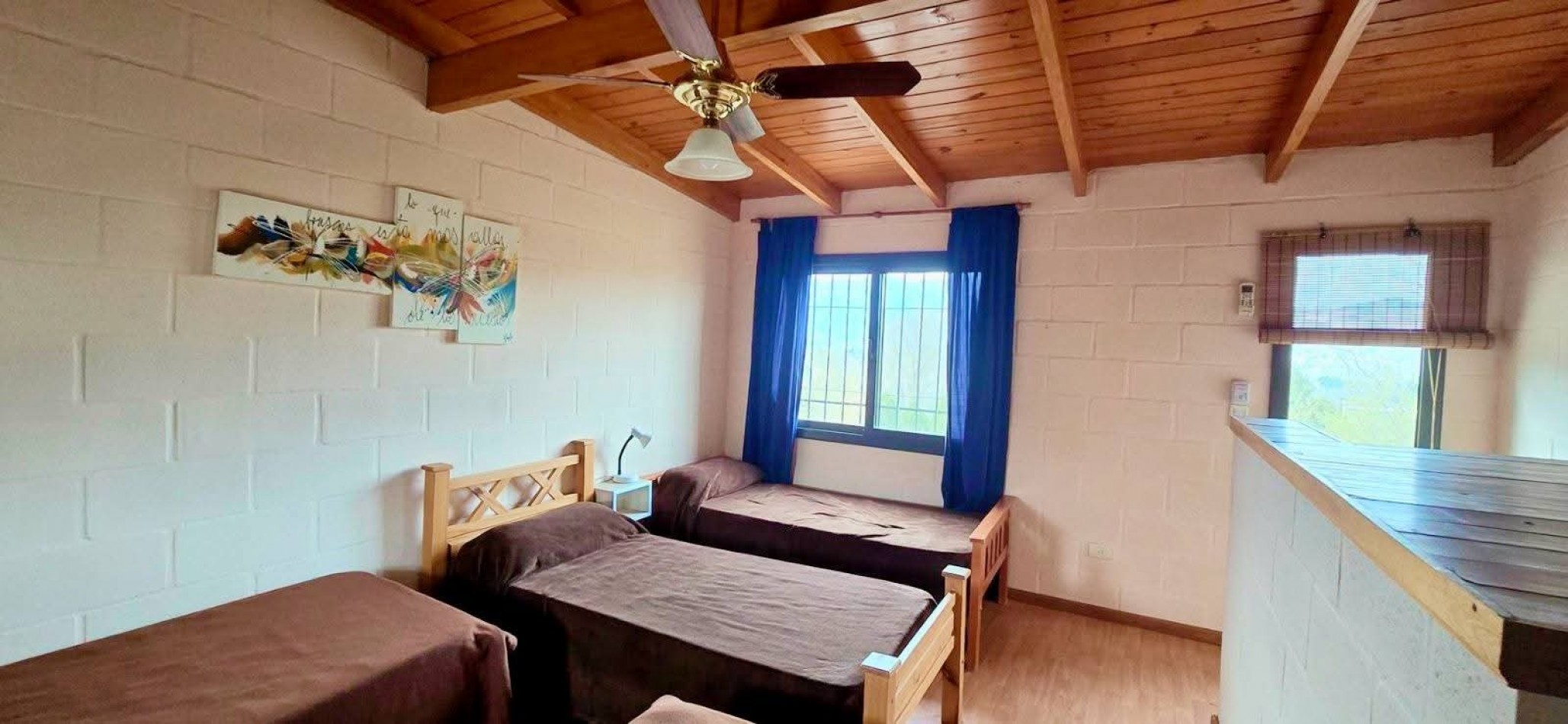 CASA CON 2 CABAÑAS TOTALMENTE EQUIPADAS EN ENTORNO NATURAL A LA VENTA. CA211