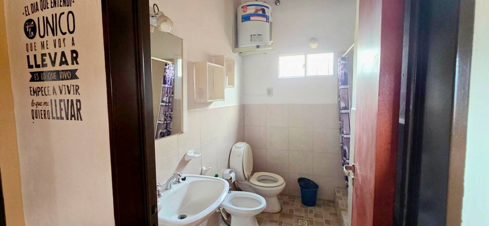CASA CON 2 CABAÑAS TOTALMENTE EQUIPADAS EN ENTORNO NATURAL A LA VENTA. CA211