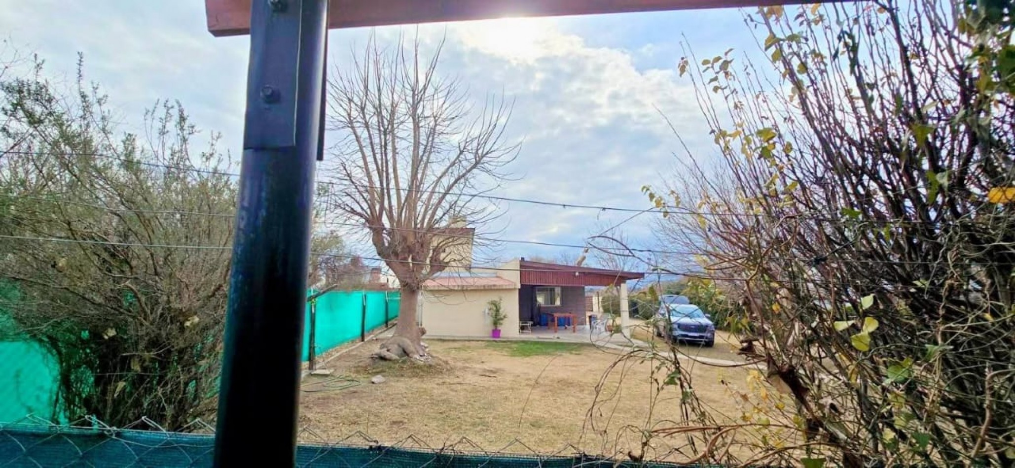 CASA CON 2 CABAÑAS TOTALMENTE EQUIPADAS EN ENTORNO NATURAL A LA VENTA. CA211