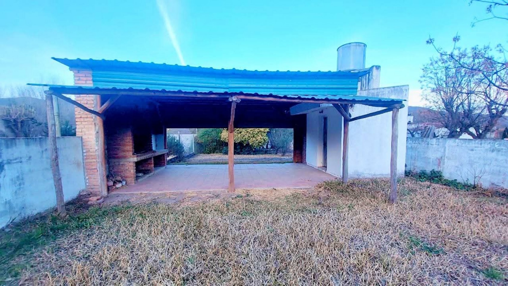 TERRENO CON CONSTRUCCION A LA VENTA EN SANTA MARIA DE PUNILLA. TE134