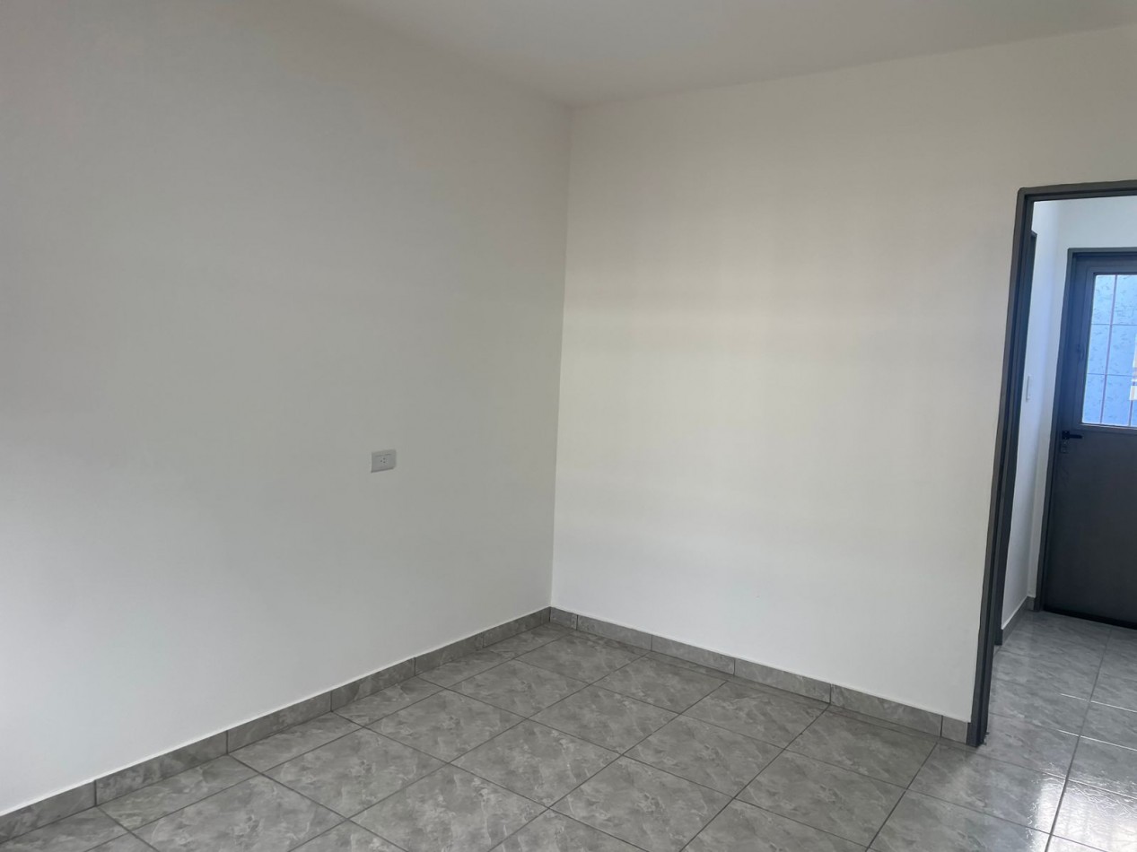 CASA RESTAURADA A LA VENTA EN BARRIO ALTO ALBERDI, CORDOBA. CA218