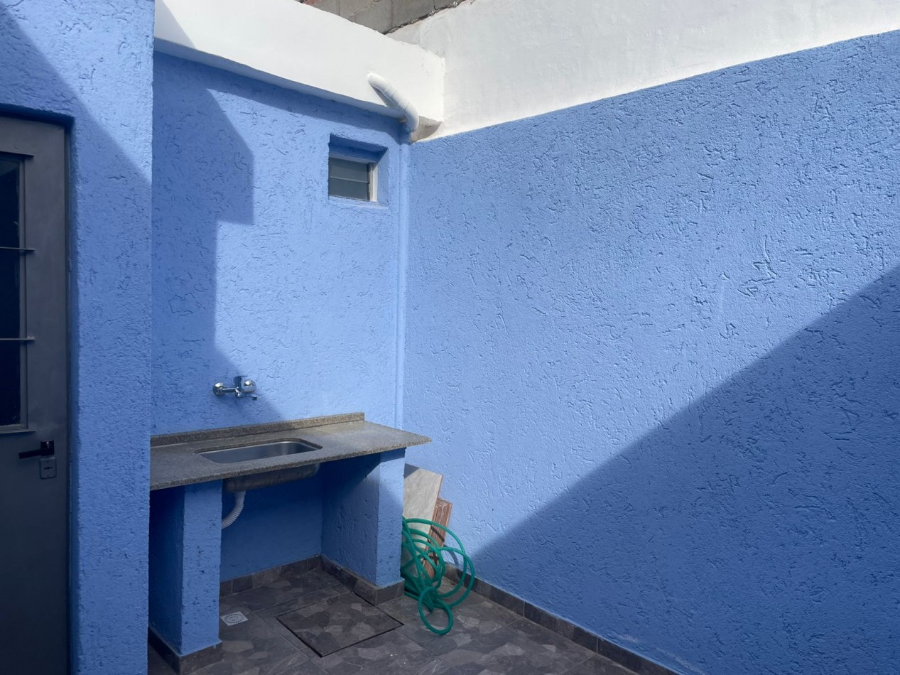 CASA RESTAURADA A LA VENTA EN BARRIO ALTO ALBERDI, CORDOBA. CA218