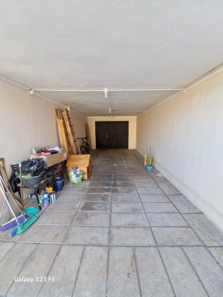 CASA MAS DEPARTAMENTO A LA VENTA EN Bo GRANADERO PRINGLES, CIUDAD DE CORDOBA. CA221