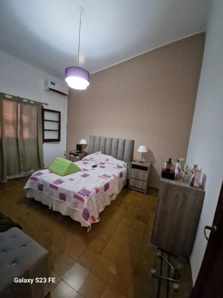 CASA MAS DEPARTAMENTO A LA VENTA EN Bo GRANADERO PRINGLES, CIUDAD DE CORDOBA. CA221