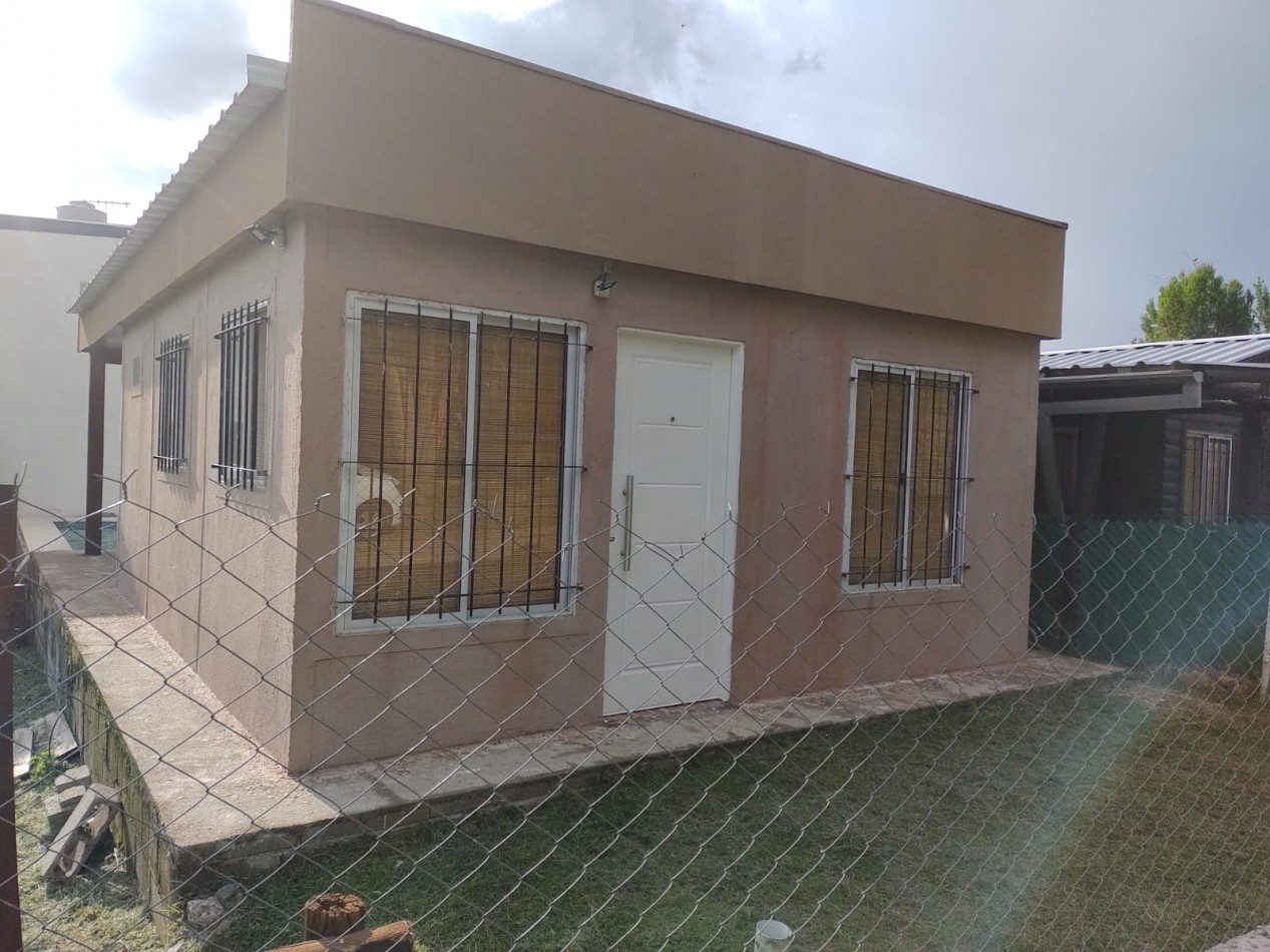 CASA A LA VENTA EN SAN ROQUE AL PIE DE LAS SIERRAS. CA225