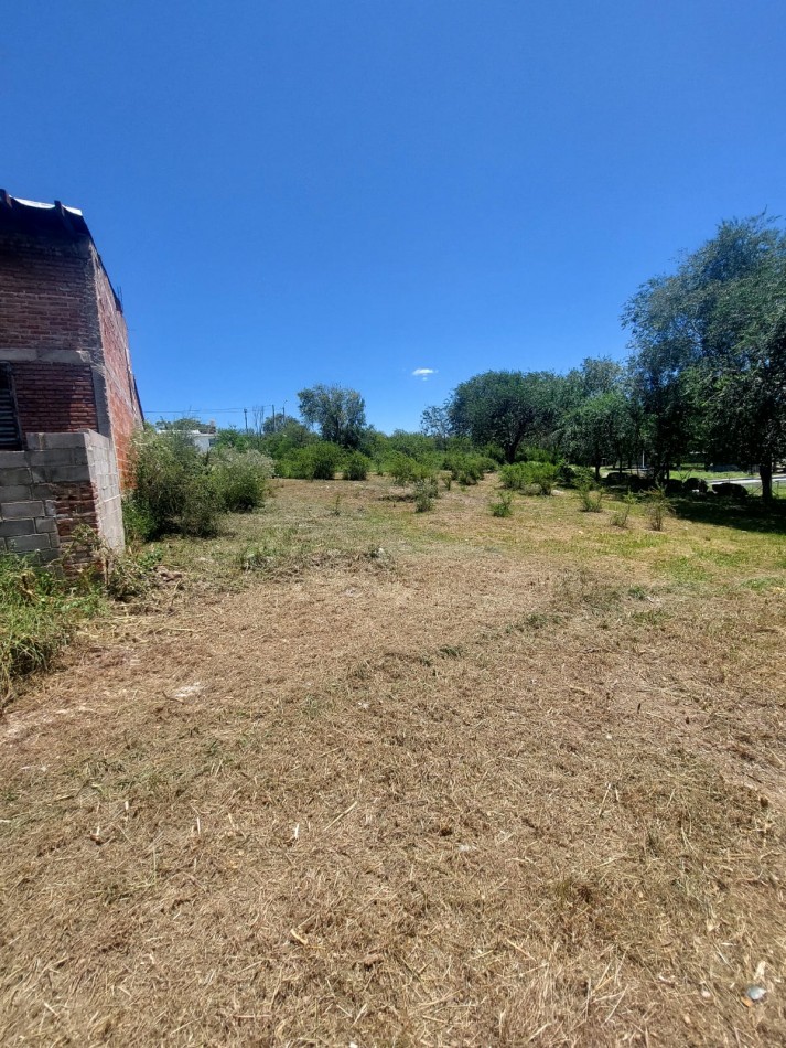 TERRENO EN VENTA EN COSQUIN, ACCESO SUR. TE143