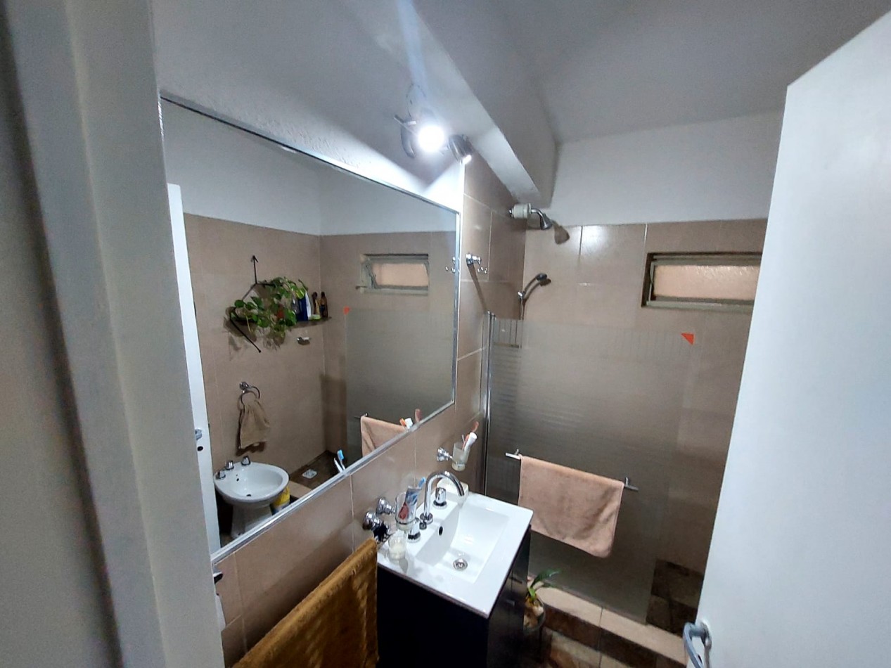 CASA EN VENTA CON SALIDA AL RIO Y PISCINA COMPLETA EN SANTA MARIA DE PUNILLA, ENTORNO SERRANO. CA246