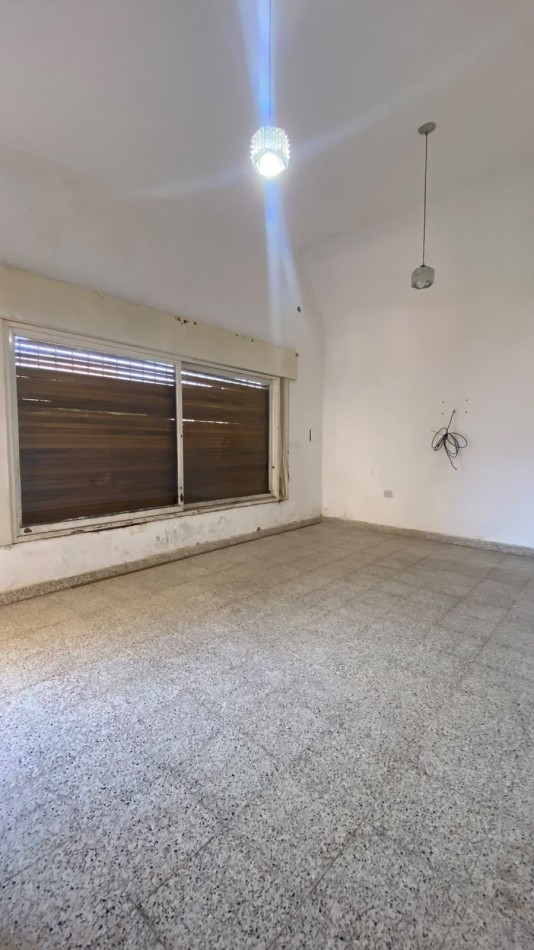 CASA MAS DEPARTAMENTO EN VENTA EN EL CENTRO DE SANTA MARIA DE PUNILLA. CA41