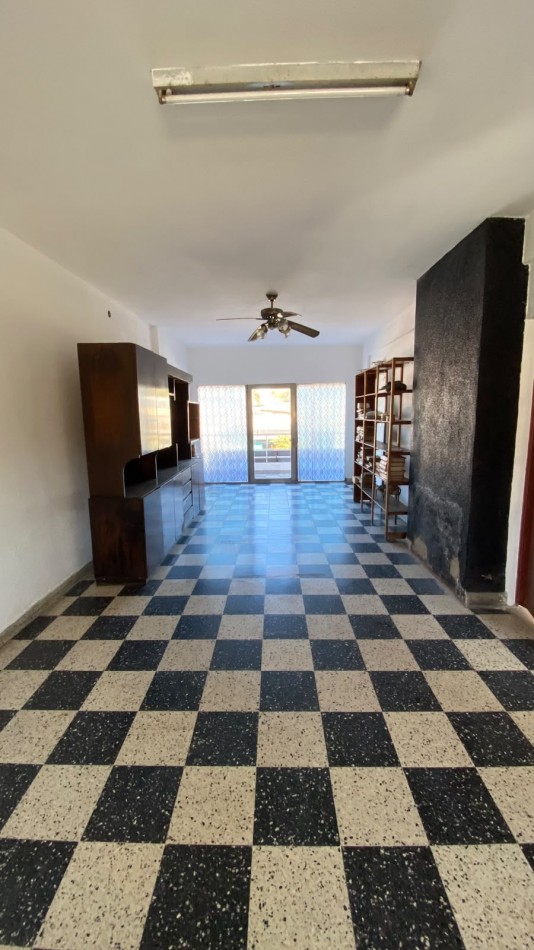 DEPARTAMENTO DE 3 DORMITORIOS EN VENTA EN EL CENTRO DE COSQUIN. CA184