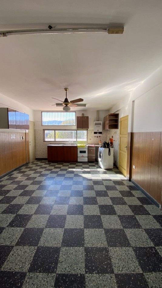 DEPARTAMENTO DE 3 DORMITORIOS EN VENTA EN EL CENTRO DE COSQUIN. CA184