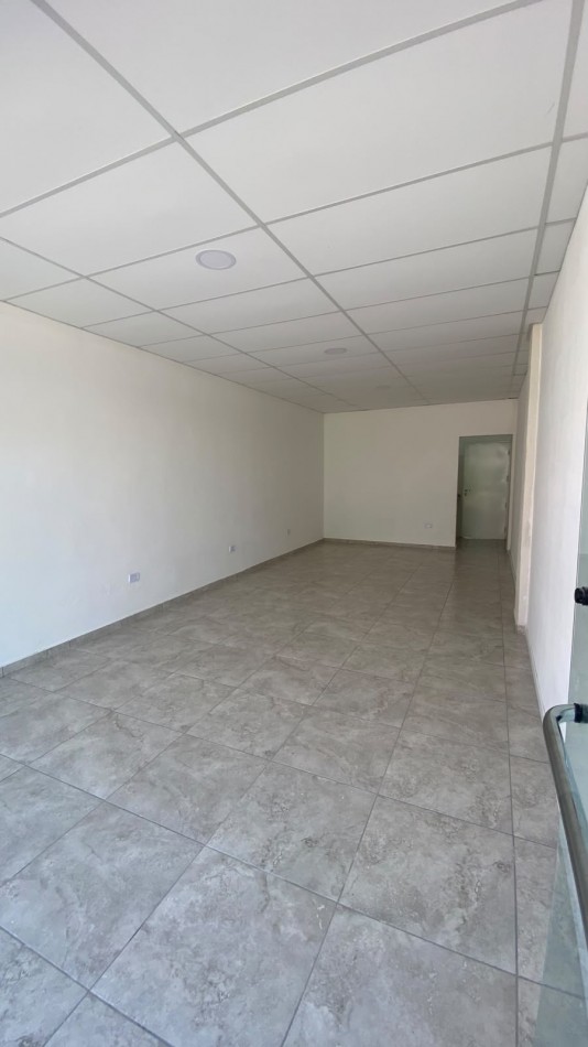 ALQUILER DE 2 LOCALES COMERCIALES EN VILLA BUSTOS A 200 M. DE AV. SAN MARTIN, SANTA MARIA DE PUNILLA