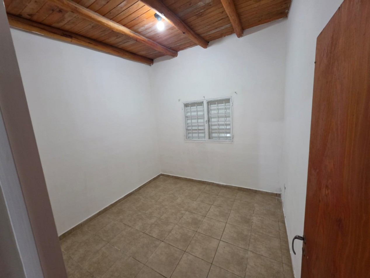 ALQUILER PERMANENTE COSQUIN, BARRIO JOSE OBRERO A 100 METROS DE LA RUTA. 
