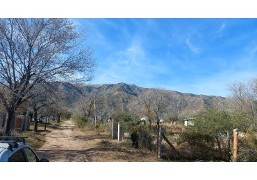 TERRENO A LA VENTA EN COsqUIN, VISTA A LAS SIERRAS, BARRIO SAN JOSE OBRERO. te106