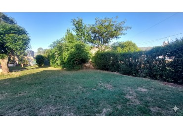 TERRENO CON MEJORAS EN VENTA EN SANTA MARIA DE PUNILLA. TE140